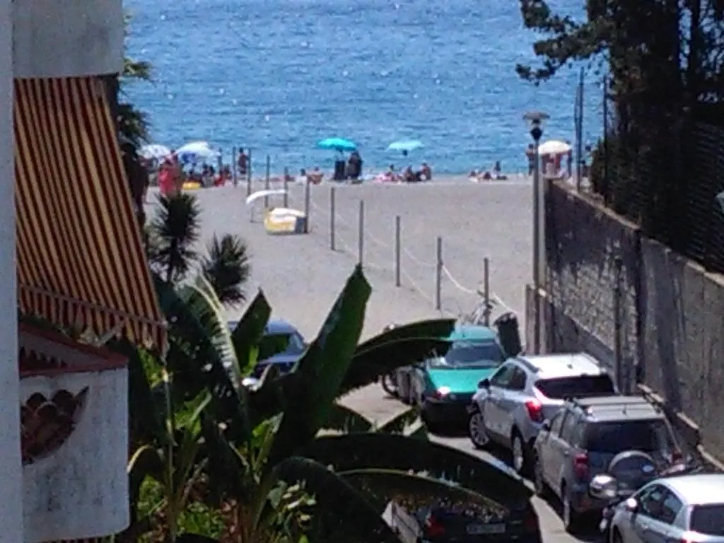 The House On The Beach Giardini-Naxos Apartament